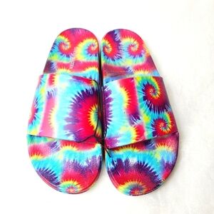 NWOT STEVE MADDEN Sofi Slide Sandal Tie Dye Printed